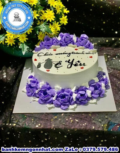 bánh kem tặng mẹ ở Thành Phố Huế